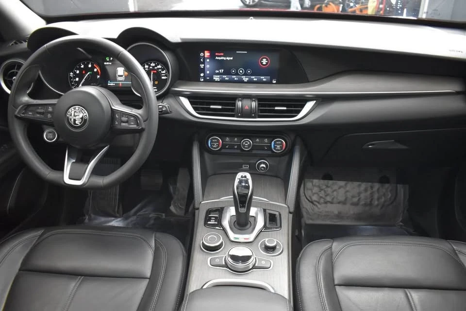 2021 Alfa Romeo Stelvio - Image 11 of 20