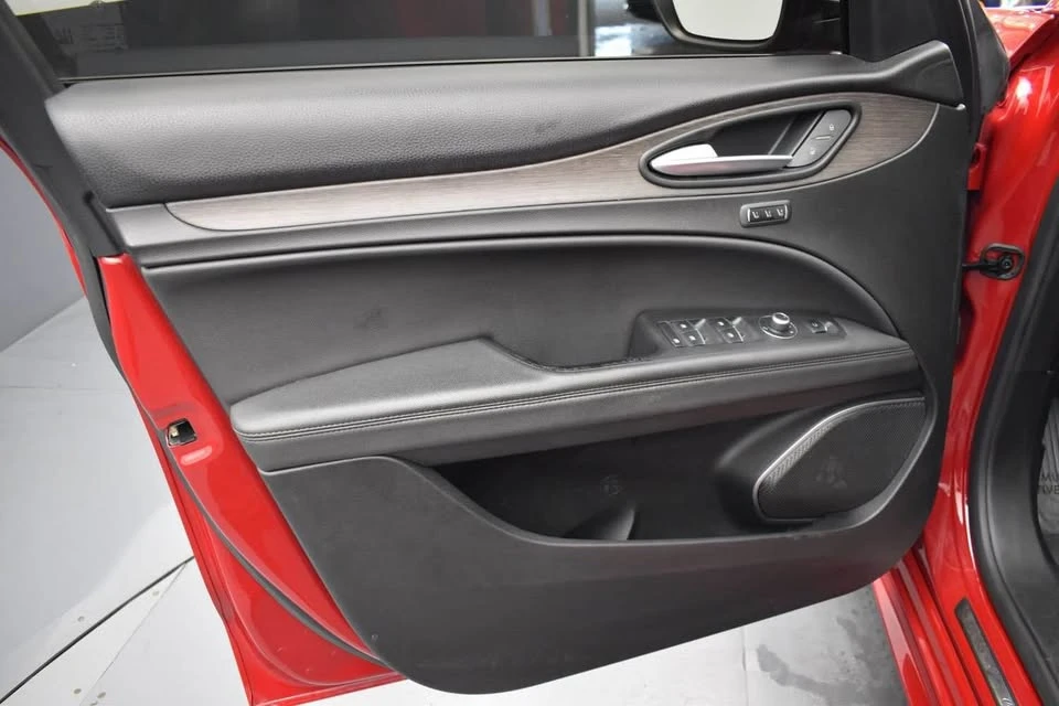 2021 Alfa Romeo Stelvio - Image 5 of 20