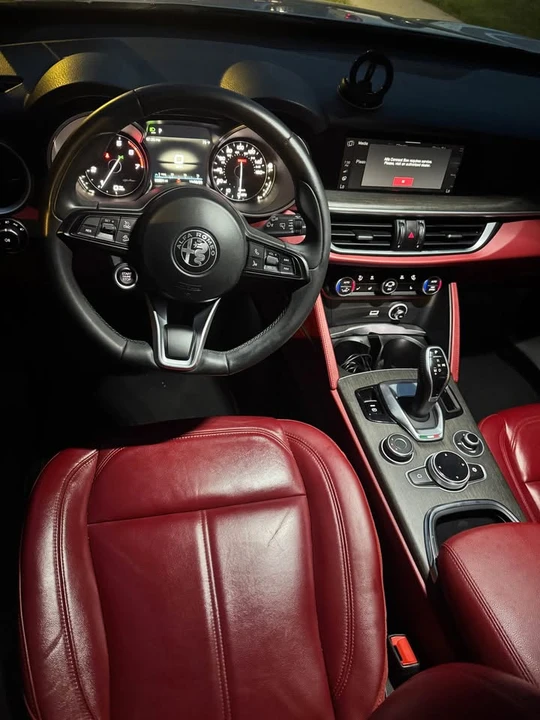 2021 Alfa Romeo Stelvio - Image 8 of 18
