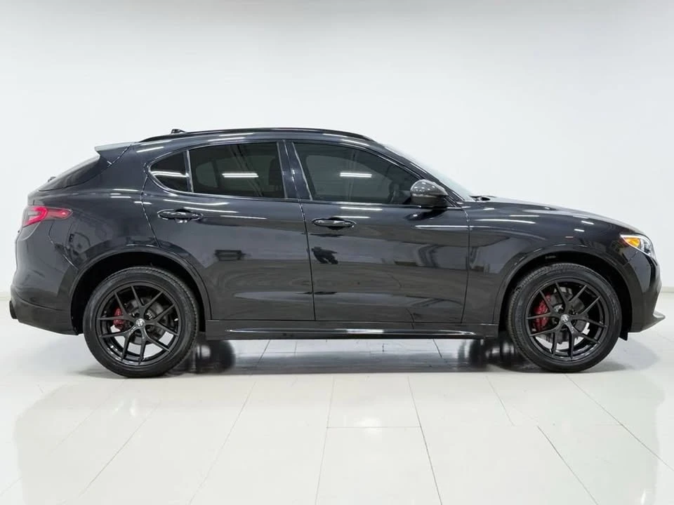 2021 Alfa Romeo Stelvio - Image 15 of 20