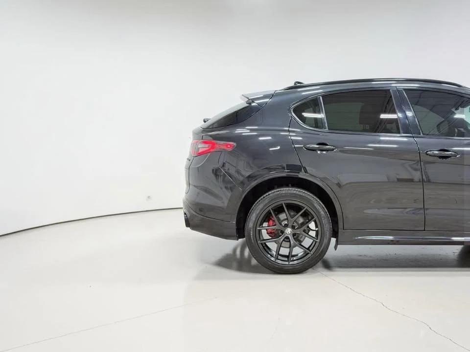 2021 Alfa Romeo Stelvio - Image 14 of 20