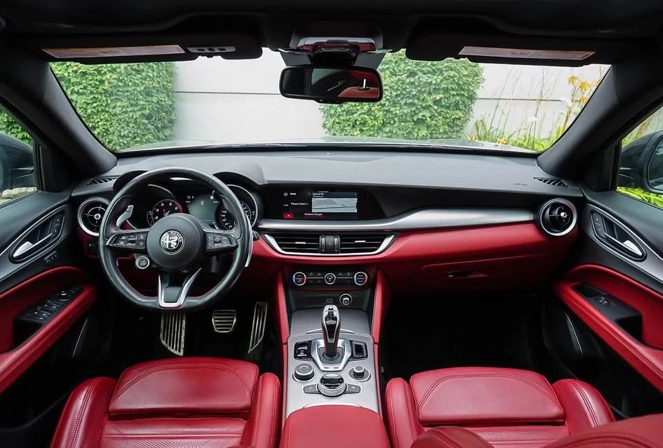 2021 Alfa Romeo Stelvio - Image 4 of 10