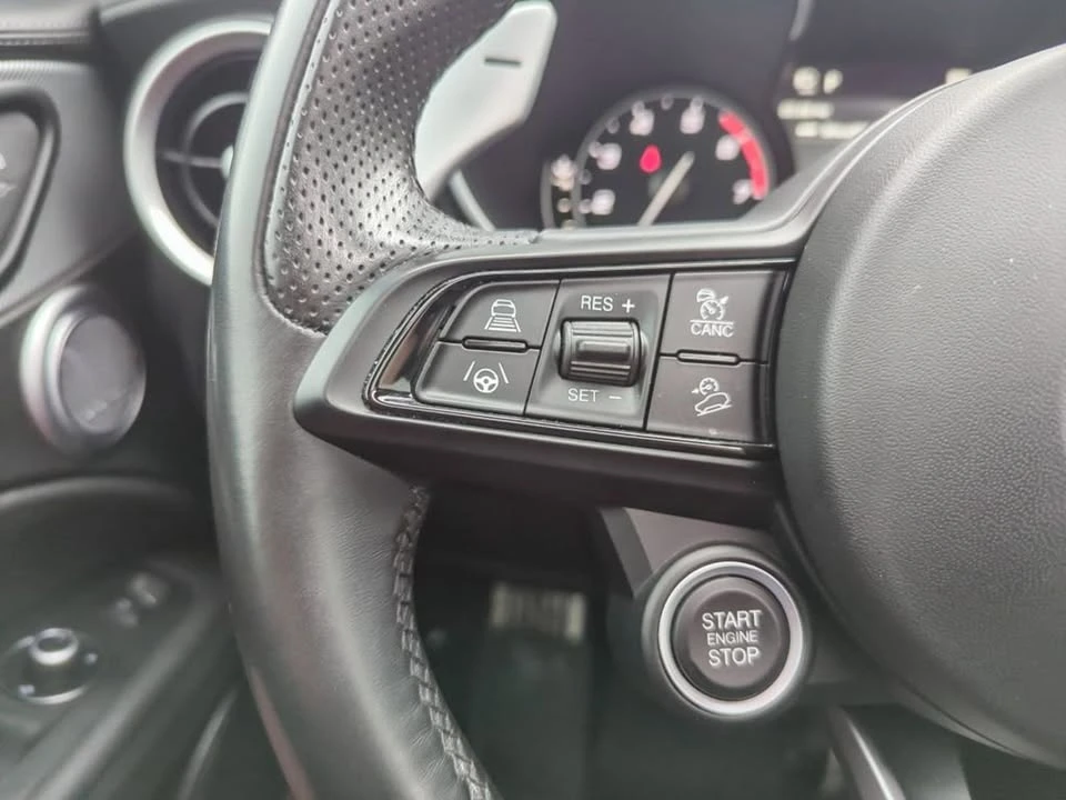 2021 Alfa Romeo Stelvio - Image 16 of 20