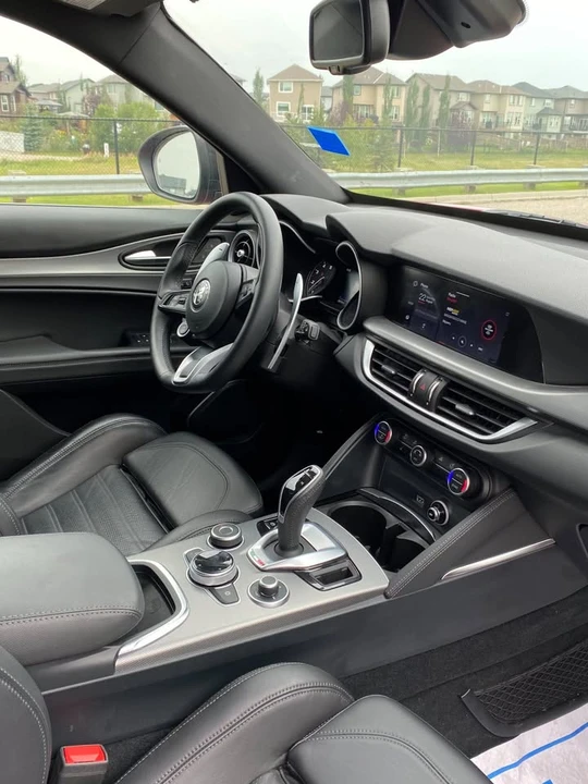2021 Alfa Romeo Stelvio - Image 9 of 18