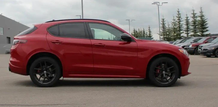 2021 Alfa Romeo Stelvio - Image 2 of 11