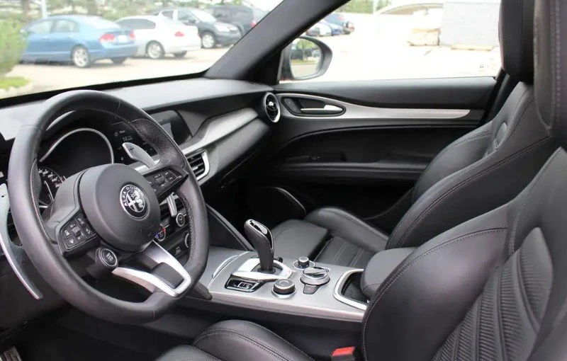 2021 Alfa Romeo Stelvio - Image 5 of 11