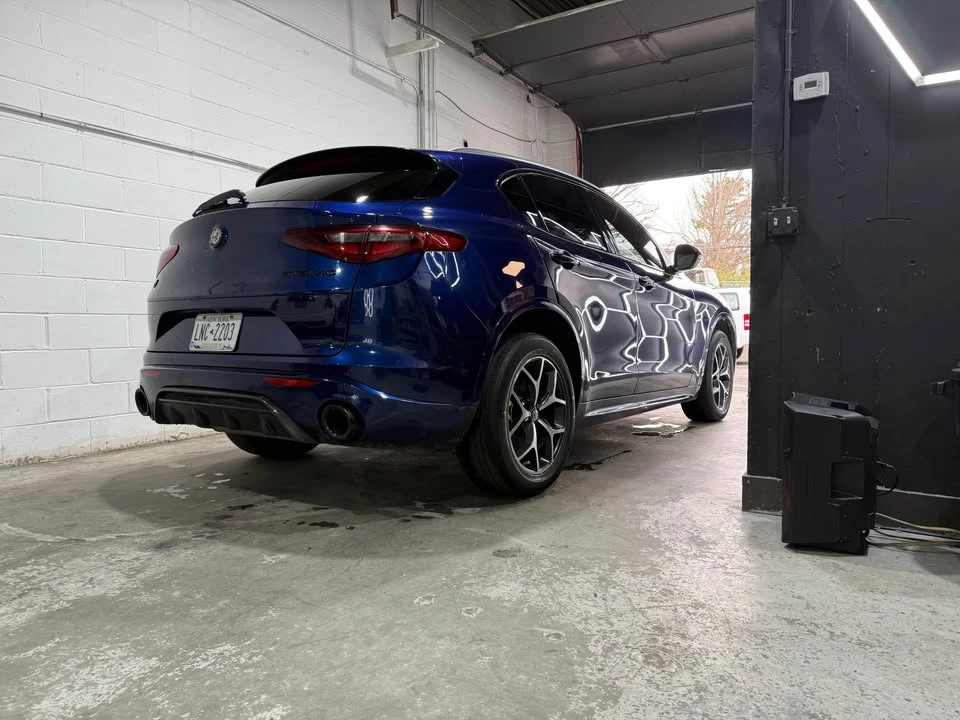 2021 Alfa Romeo Stelvio - Image 2 of 17