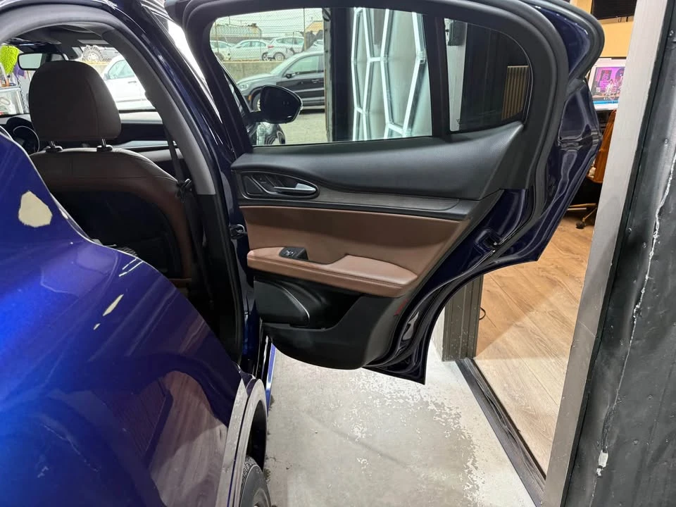 2021 Alfa Romeo Stelvio - Image 11 of 17