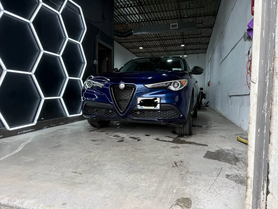 2021 Alfa Romeo Stelvio - Image 5 of 17