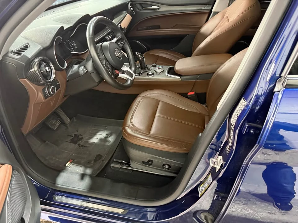 2021 Alfa Romeo Stelvio - Image 15 of 17