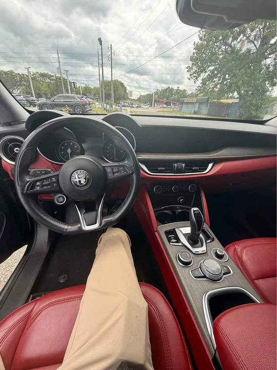 2021 Alfa Romeo Stelvio - Image 7 of 10