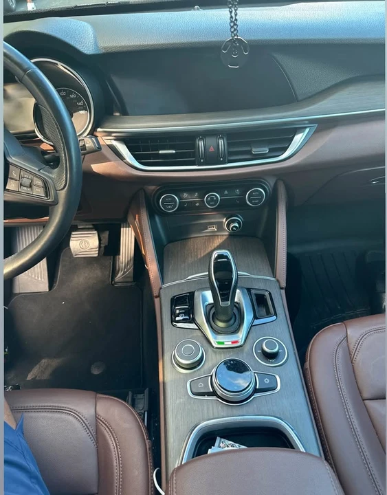 2021 Alfa Romeo Stelvio - Image 4 of 4