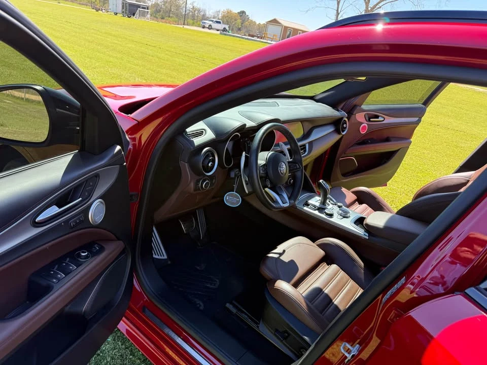 2021 Alfa Romeo Stelvio - Image 2 of 12