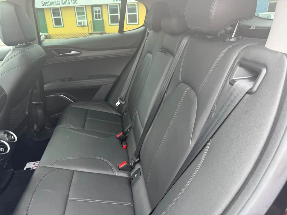 2021 Alfa Romeo Stelvio - Image 8 of 15