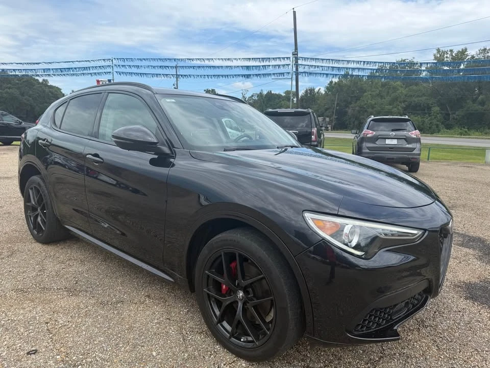 2021 Alfa Romeo Stelvio - Image 5 of 15
