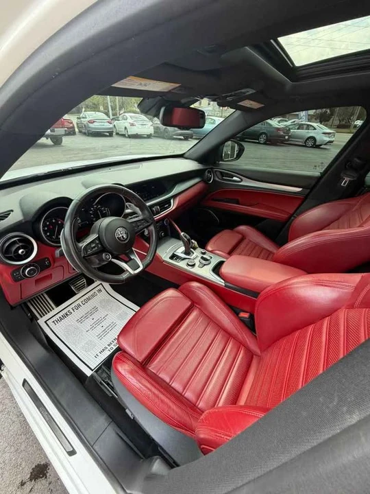 2021 Alfa Romeo Stelvio - Image 9 of 16