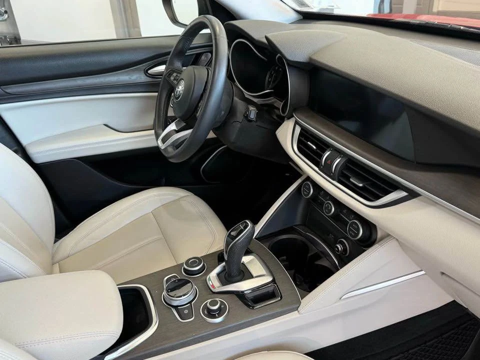2021 Alfa Romeo Stelvio - Image 14 of 14