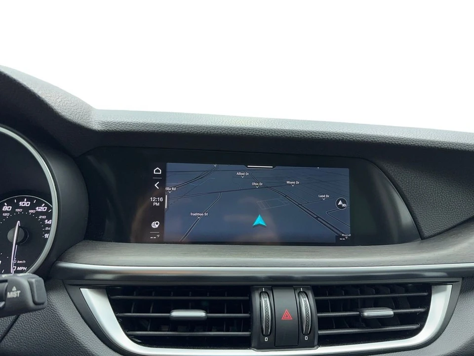 2021 Alfa Romeo Stelvio - Image 16 of 21