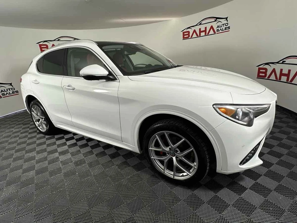 2021 Alfa Romeo Stelvio - Image 11 of 21
