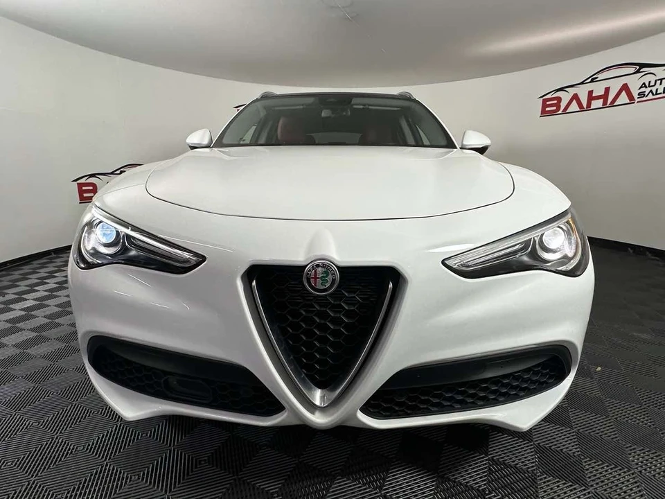2021 Alfa Romeo Stelvio - Image 14 of 21