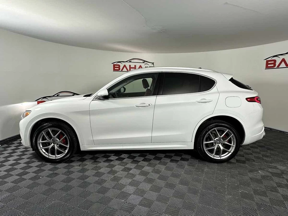 2021 Alfa Romeo Stelvio - Image 4 of 21