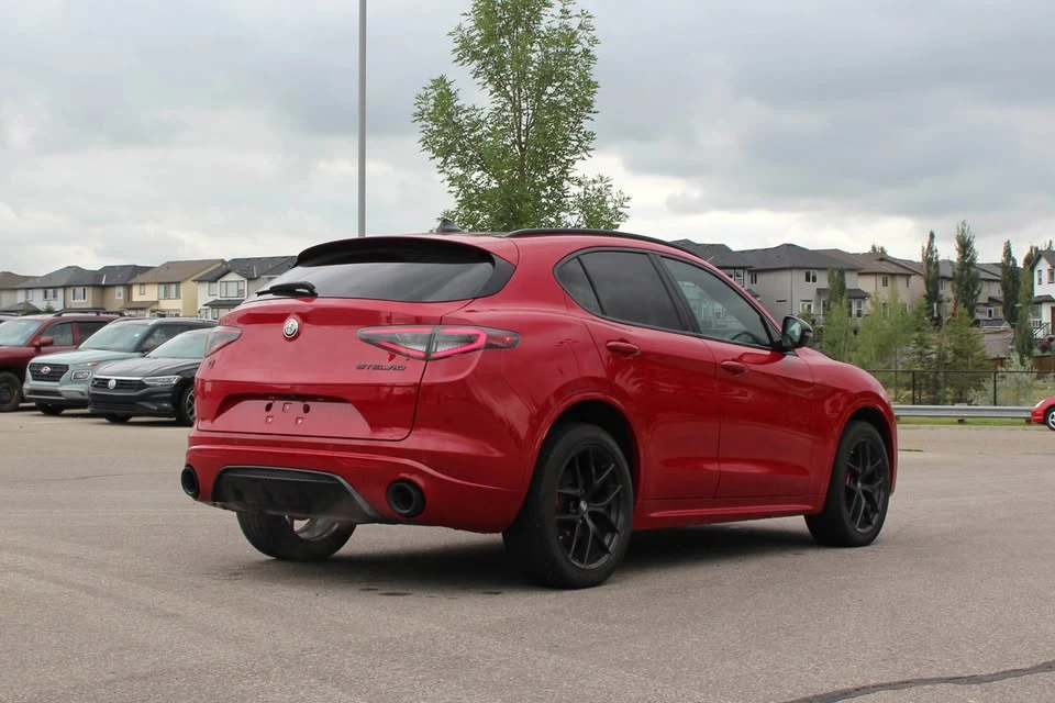 2021 Alfa Romeo Stelvio - Image 11 of 12
