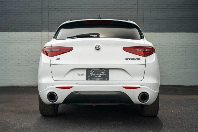 2021 Alfa Romeo Stelvio - Image 6 of 31