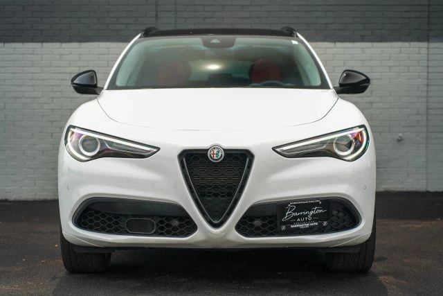 2021 Alfa Romeo Stelvio - Image 2 of 31