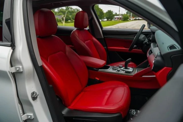 2021 Alfa Romeo Stelvio - Image 27 of 31