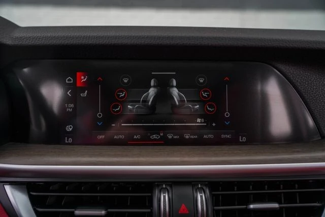 2021 Alfa Romeo Stelvio - Image 21 of 31
