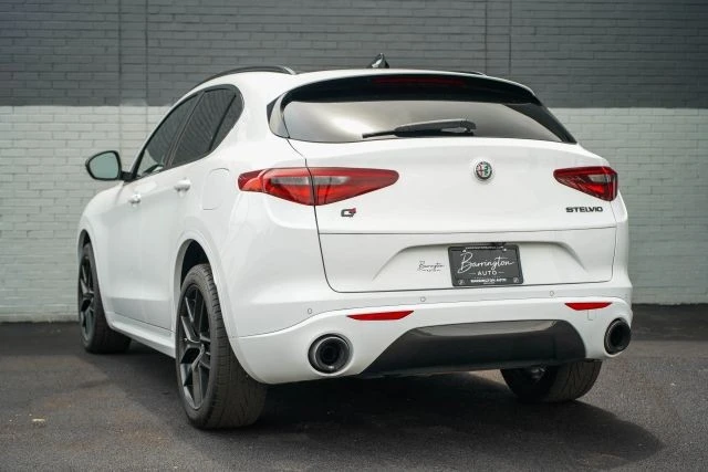 2021 Alfa Romeo Stelvio - Image 7 of 31