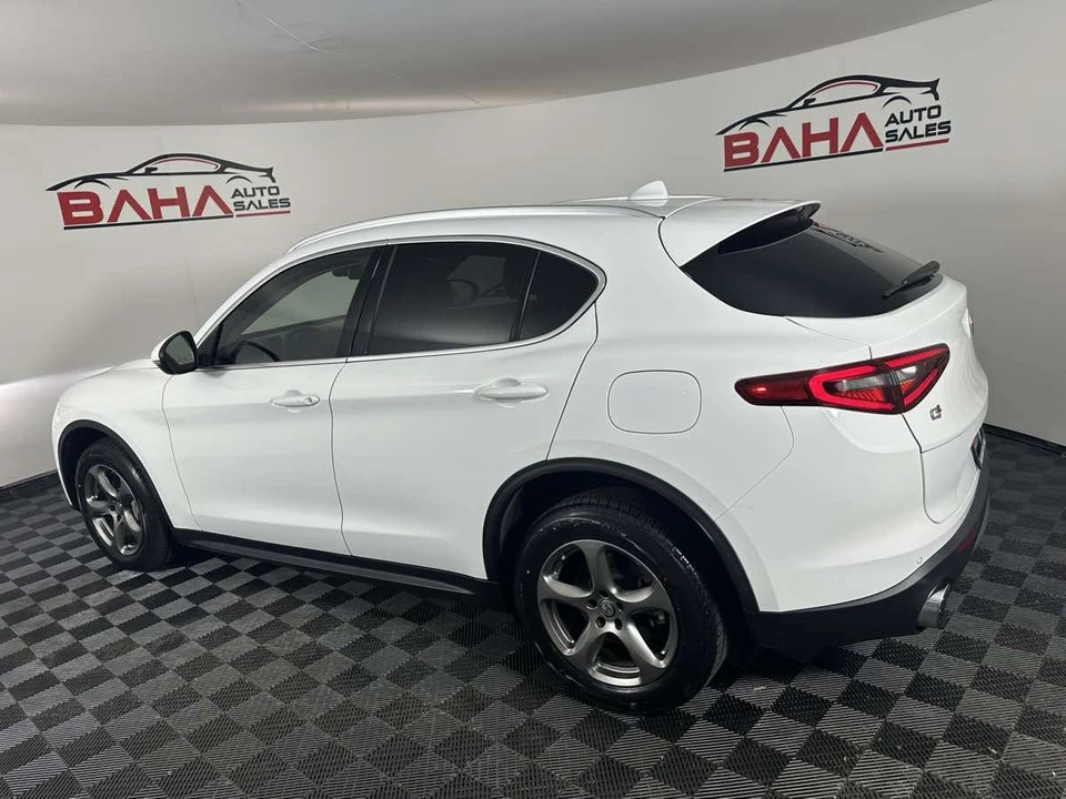 2021 Alfa Romeo Stelvio - Image 5 of 21