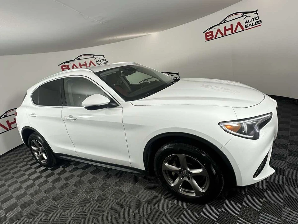 2021 Alfa Romeo Stelvio - Image 11 of 21