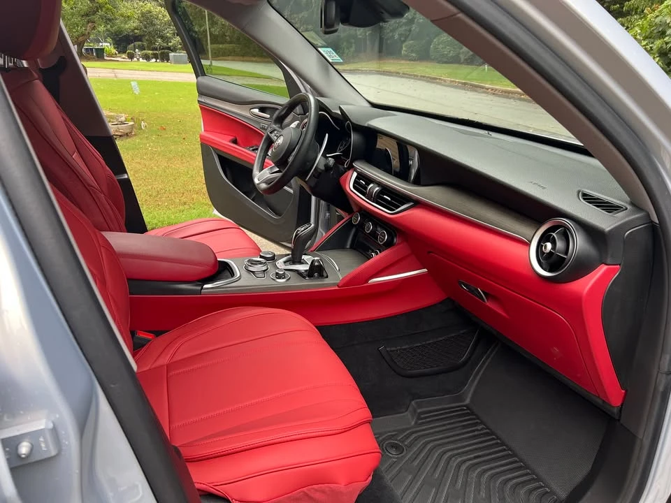 2021 Alfa Romeo Stelvio - Image 2 of 20