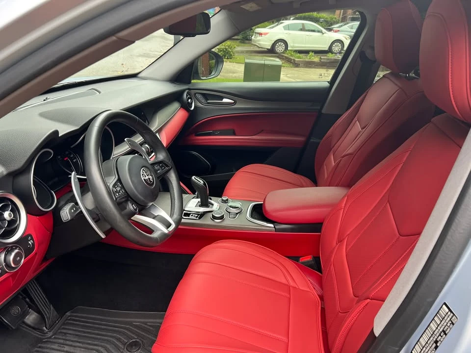 2021 Alfa Romeo Stelvio - Image 18 of 20