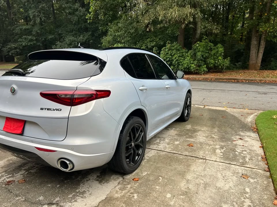 2021 Alfa Romeo Stelvio - Image 15 of 20