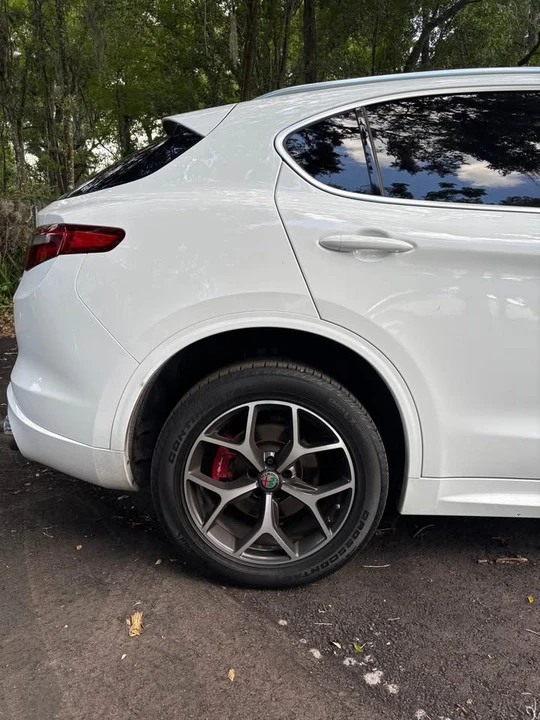 2021 Alfa Romeo Giulia - Image 6 of 20