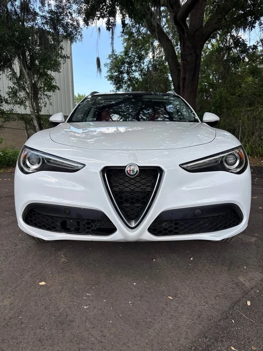 2021 Alfa Romeo Giulia - Image 2 of 20