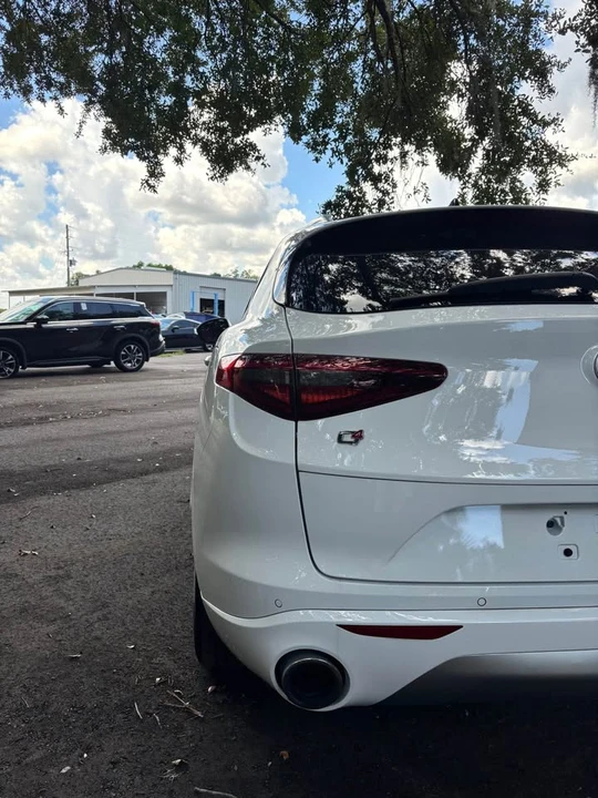 2021 Alfa Romeo Giulia - Image 8 of 20