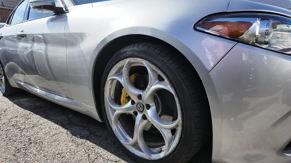 2021 Alfa Romeo Giulia - Image 5 of 11