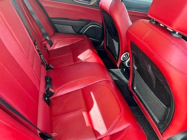 2021 Alfa Romeo Giulia - Image 9 of 13
