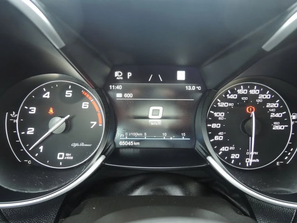 2021 Alfa Romeo Giulia - Image 6 of 9