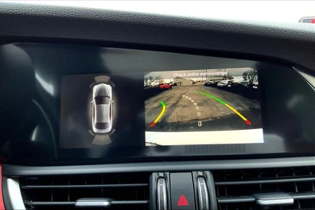 2021 Alfa Romeo Giulia - Image 18 of 20