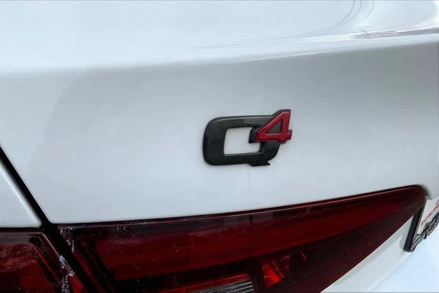 2021 Alfa Romeo Giulia - Image 10 of 20
