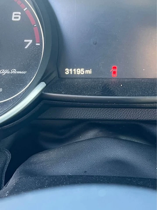2021 Alfa Romeo Giulia - Image 4 of 6