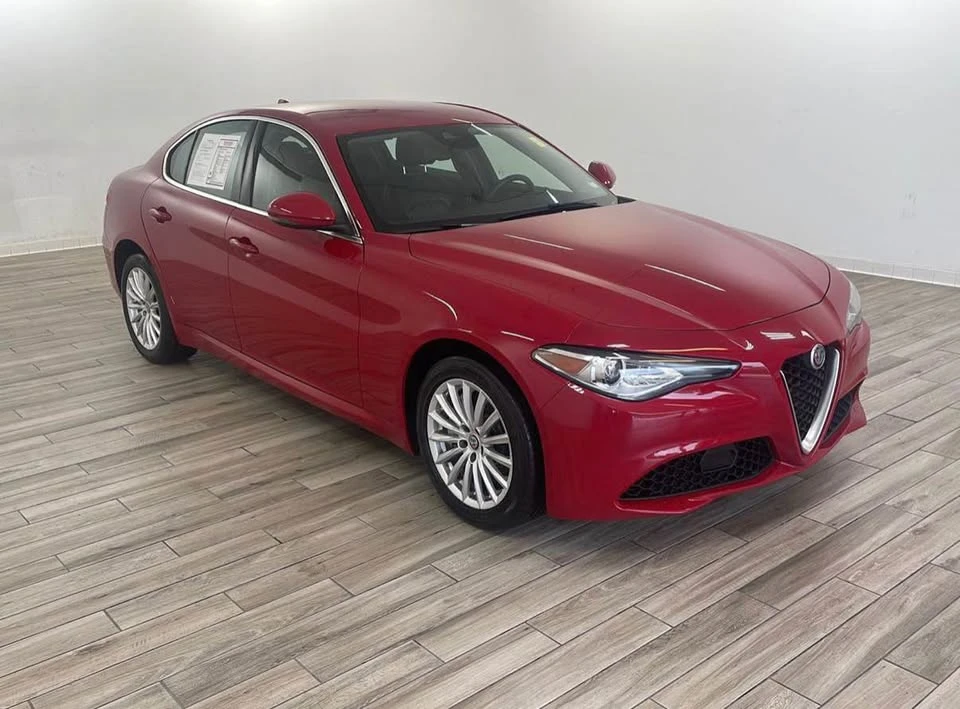 2021 Alfa Romeo Giulia - Image 2 of 8