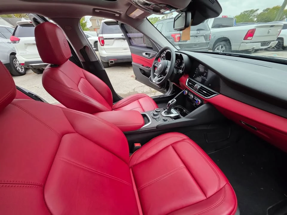 2021 Alfa Romeo Giulia - Image 14 of 20