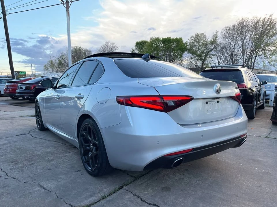 2021 Alfa Romeo Giulia - Image 3 of 16