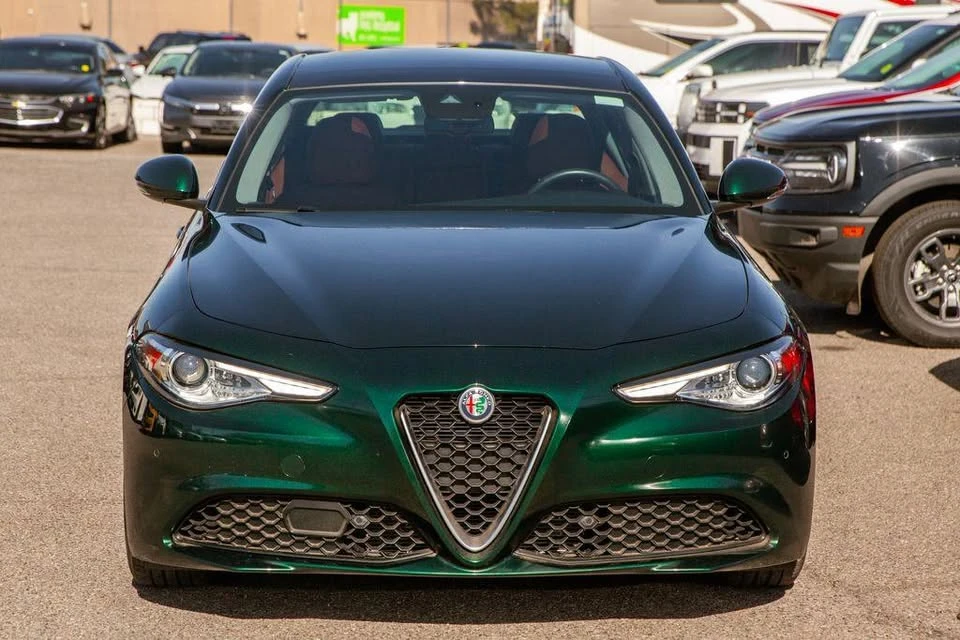 2021 Alfa Romeo Giulia - Image 5 of 16