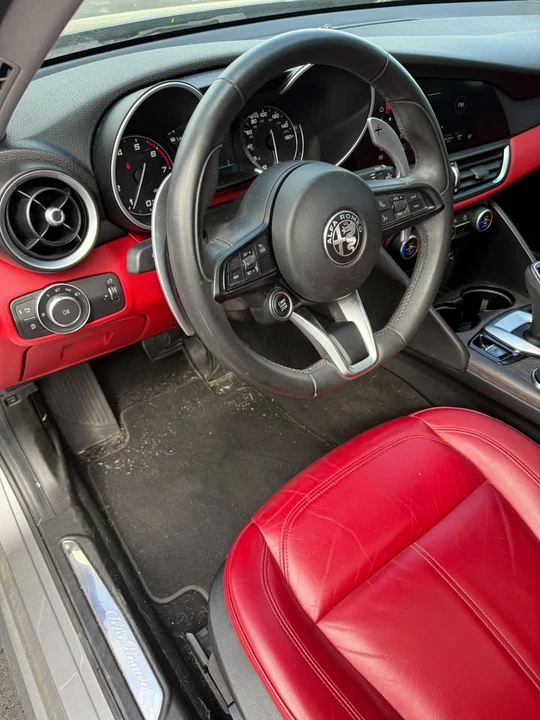 2021 Alfa Romeo Giulia - Image 6 of 6